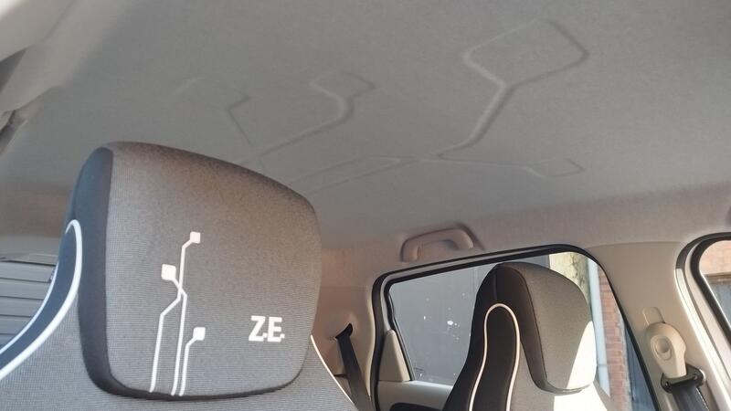 RENAULT ZOE