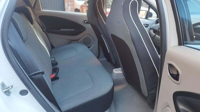 RENAULT ZOE