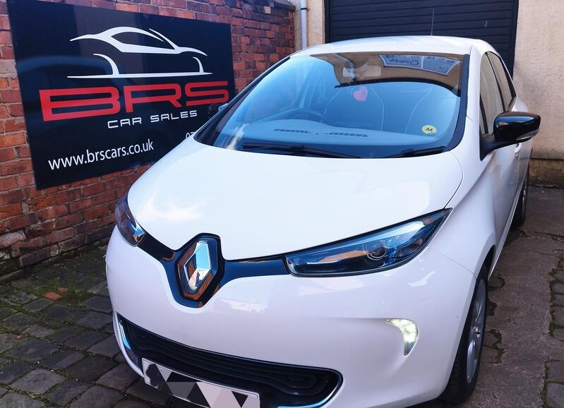 RENAULT ZOE