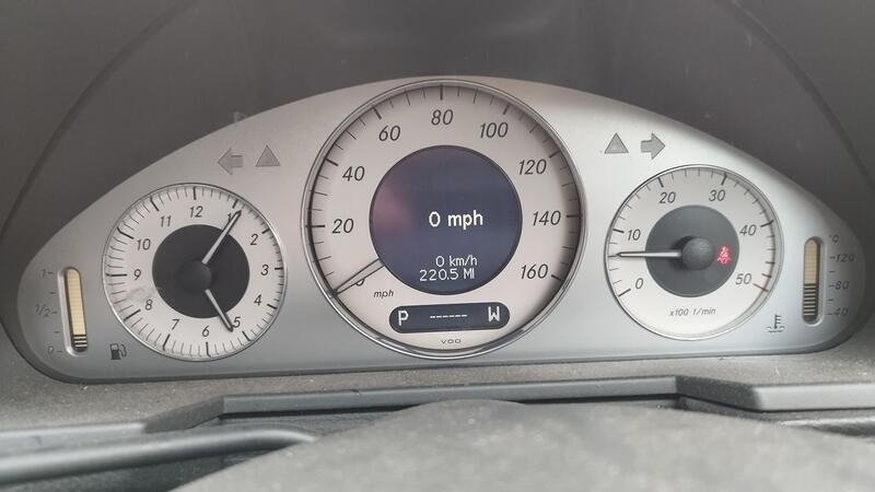 MERCEDES-BENZ E CLASS