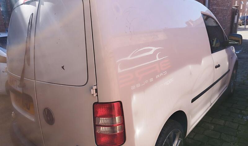 VOLKSWAGEN CADDY