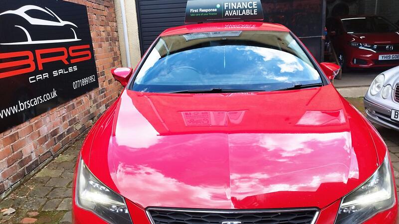 SEAT LEON