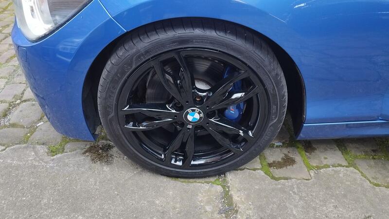 BMW 1 SERIES