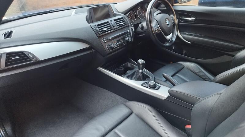 BMW 1 SERIES