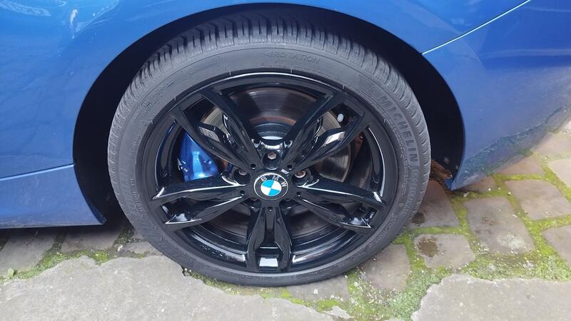 BMW 1 SERIES