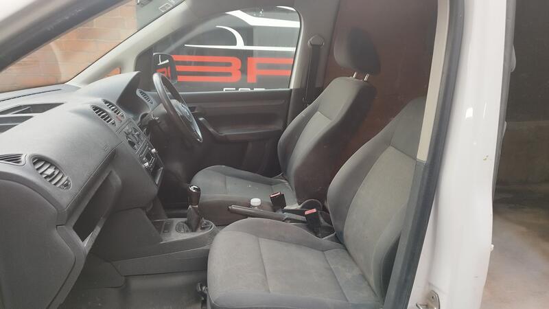 VOLKSWAGEN CADDY