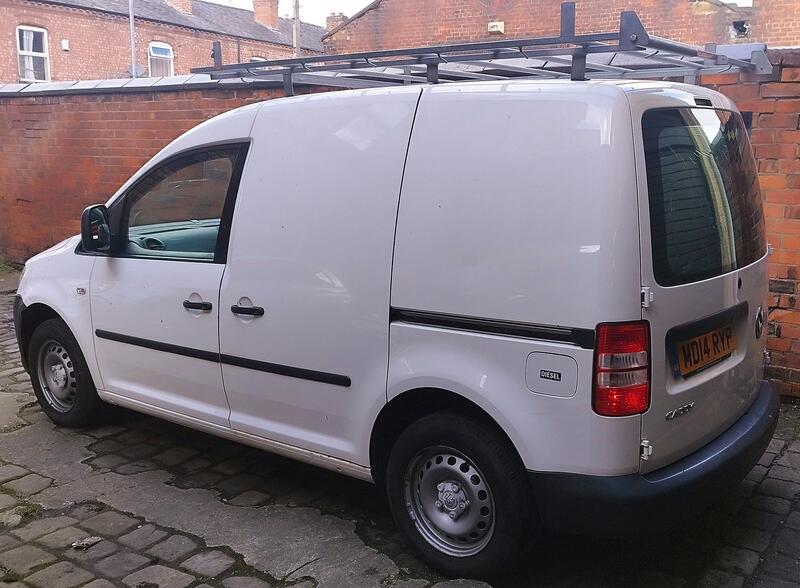 VOLKSWAGEN CADDY