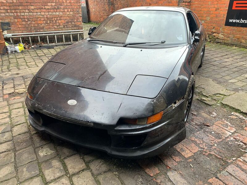 TOYOTA MR2