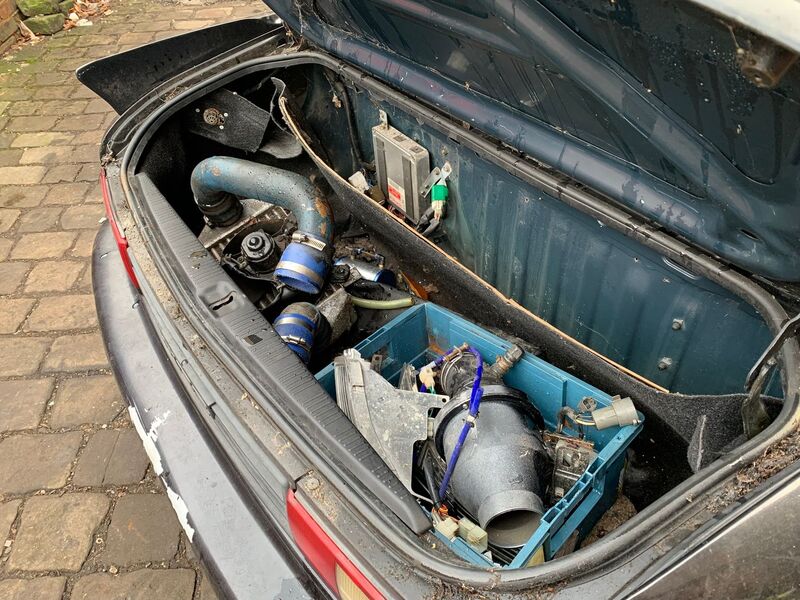 TOYOTA MR2
