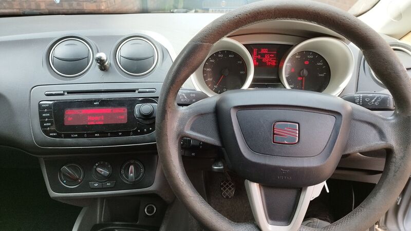 SEAT IBIZA