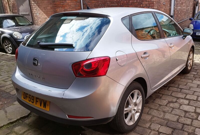 SEAT IBIZA