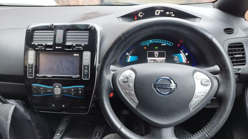 NISSAN LEAF